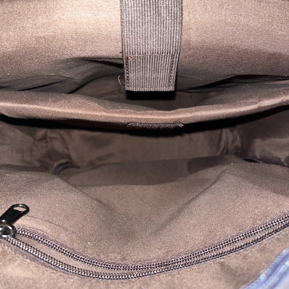 Canvas Backpack - Picture 4 of 4